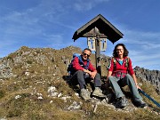 03 Dal Crocefisso del Passo di Grialeggio (1690 m) vsibile la cima del Venturosa (1999 m)